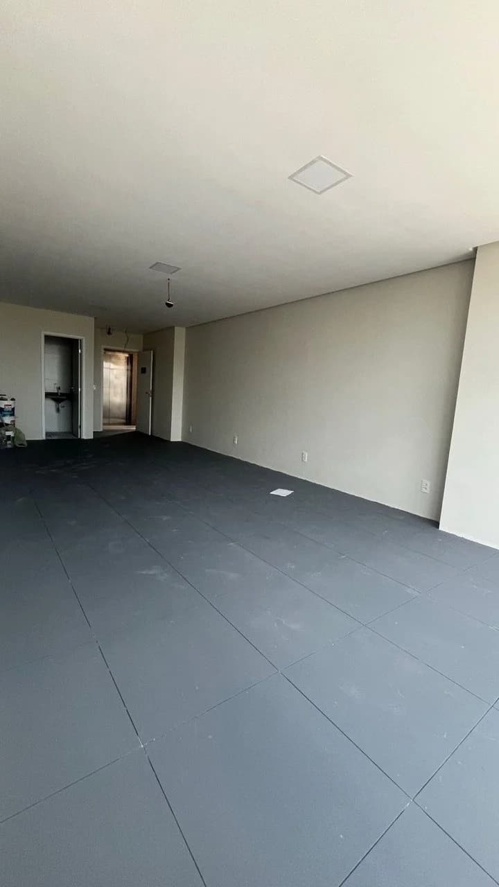 LOCAÇÃO: SALA COMERCIAL: 40.00M² - foto 1