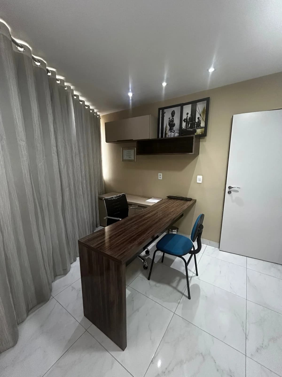 LOCAÇÃO: SALA COMERCIAL: 30,00M² ÓTIMA LOCALIZAÇÃO - foto 3